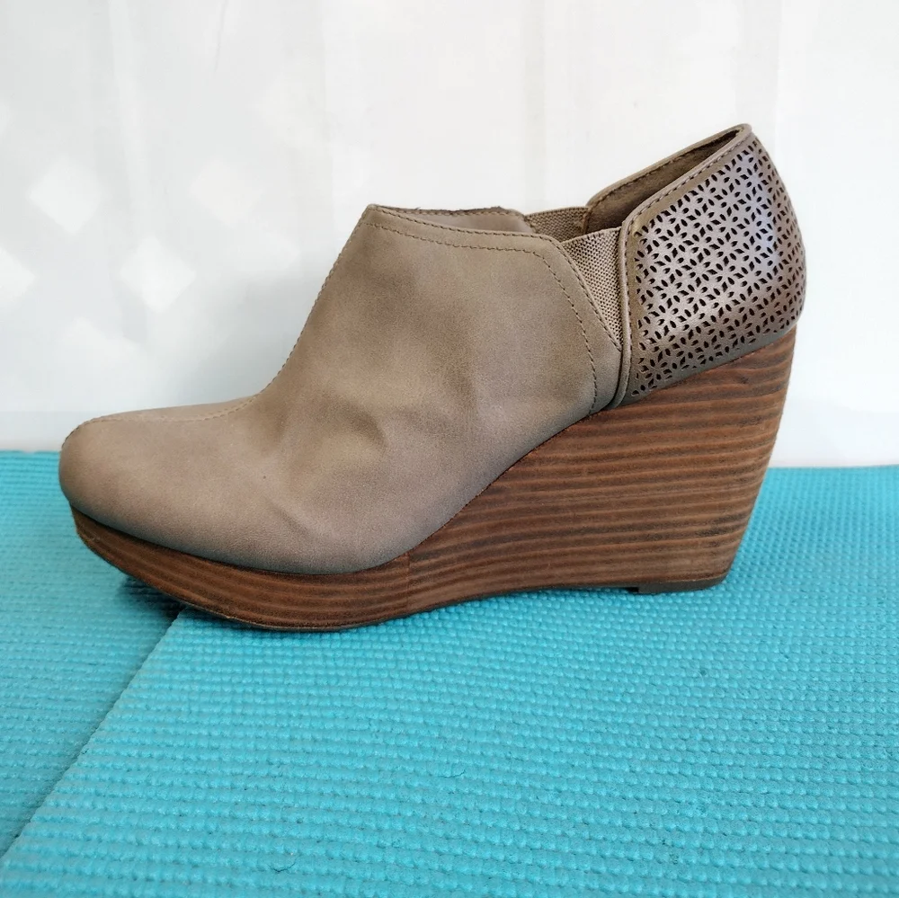 Dr Scholls Harlow Stacked Wedge Ankle Boots Bootie Slip On Size 11M
